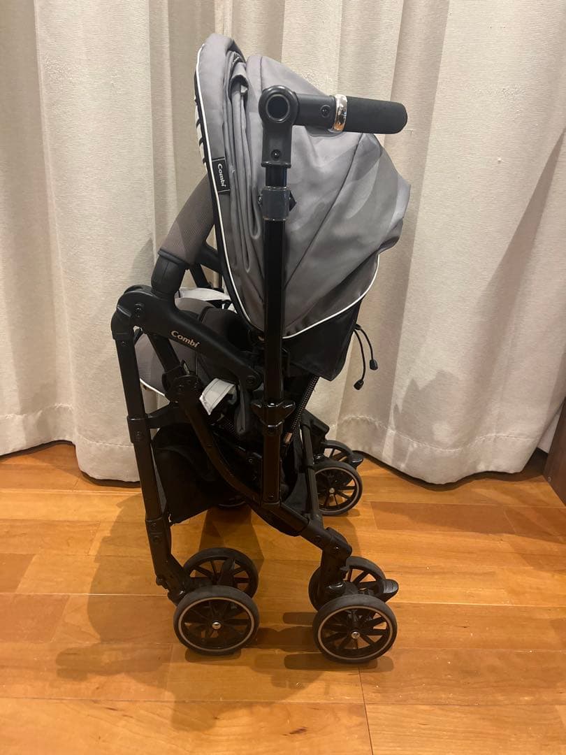 【レインカバー付き】 Combi スゴカルα 4キャス ベビーカーエッグショック