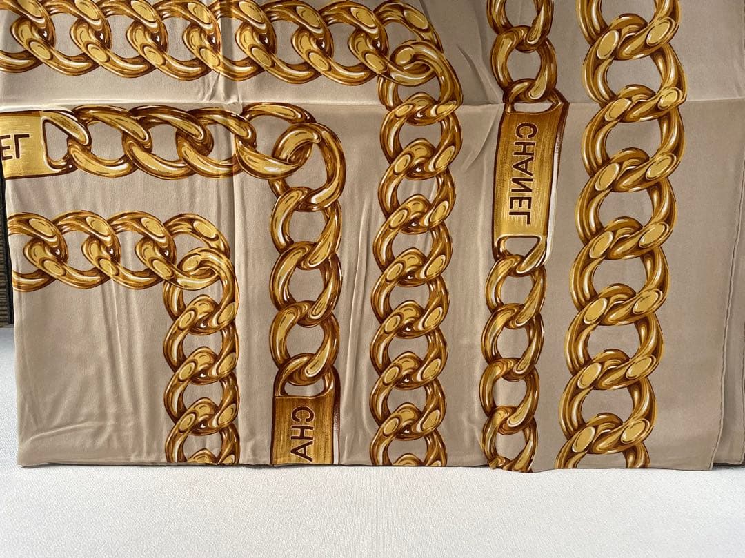 CHANEL シャネル スカーフ 超大判　チェーンスカーフ