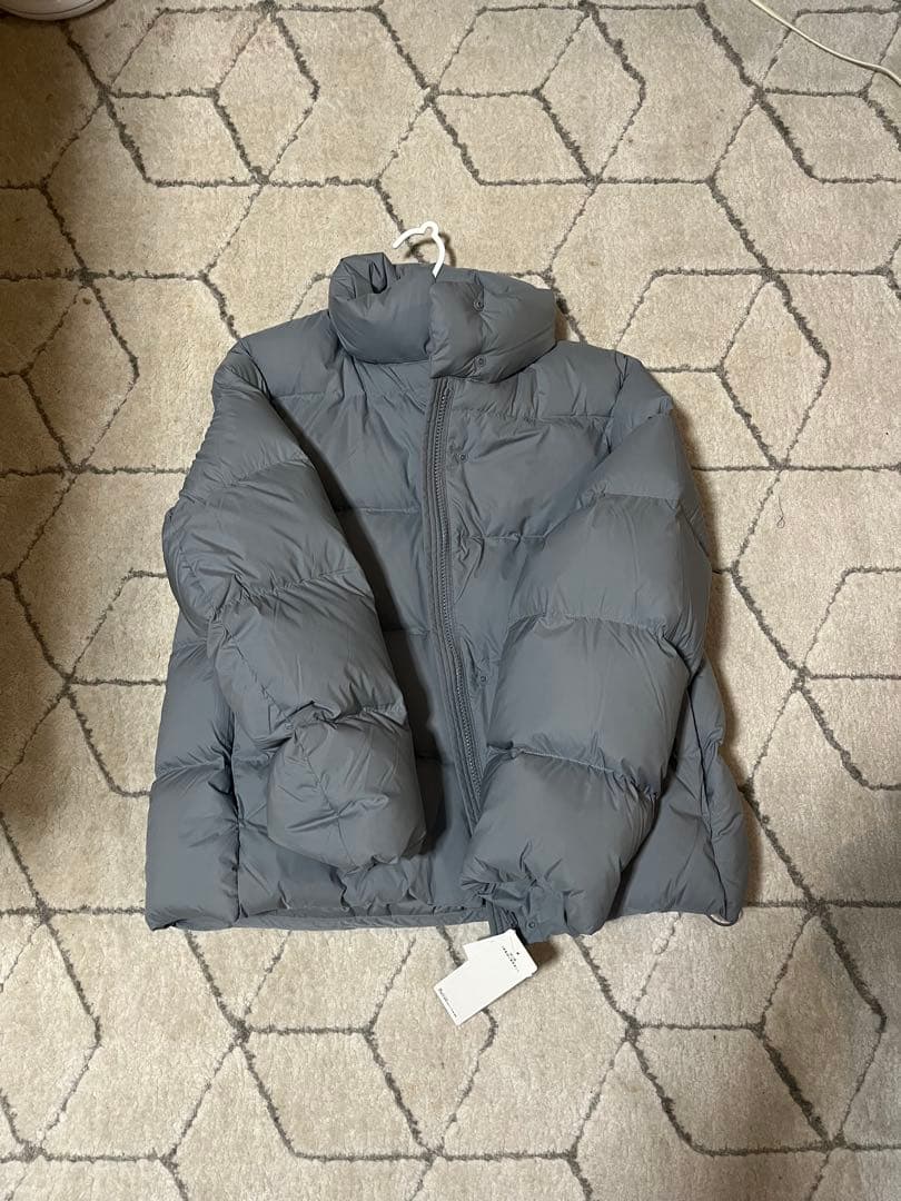 ユニクロ　ダウン　パウダーソフトダウンジャケット　　ブルー