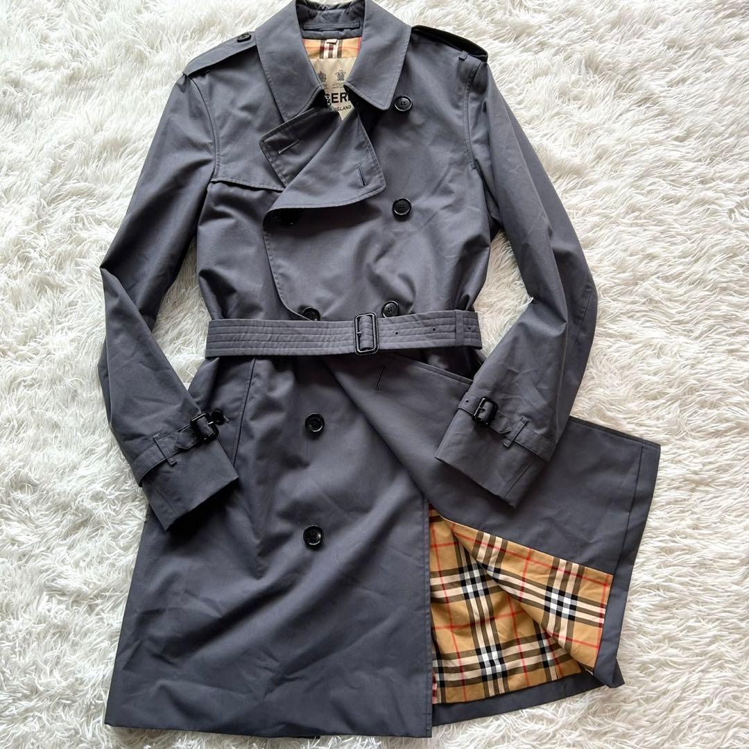未使用級　バーバリー　現行タグ　チェルシー　トレンチコート　グレー　L相当