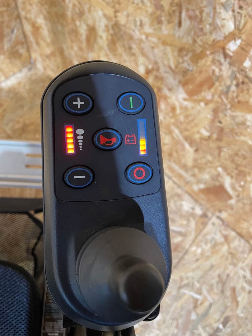 【動作確認済み】電動車椅子 スマートムーブ CE10-HSU　970401014