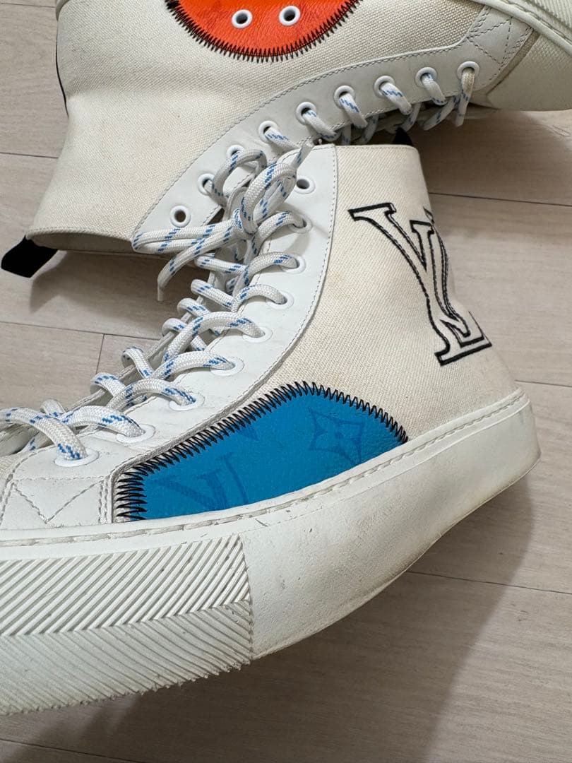 LOUIS VUITTONタトゥーラインハイカット スニーカー