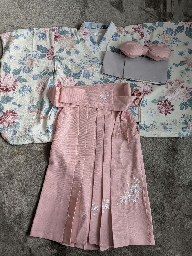 キャサリンコテージ　110センチ　簡単着付け袴