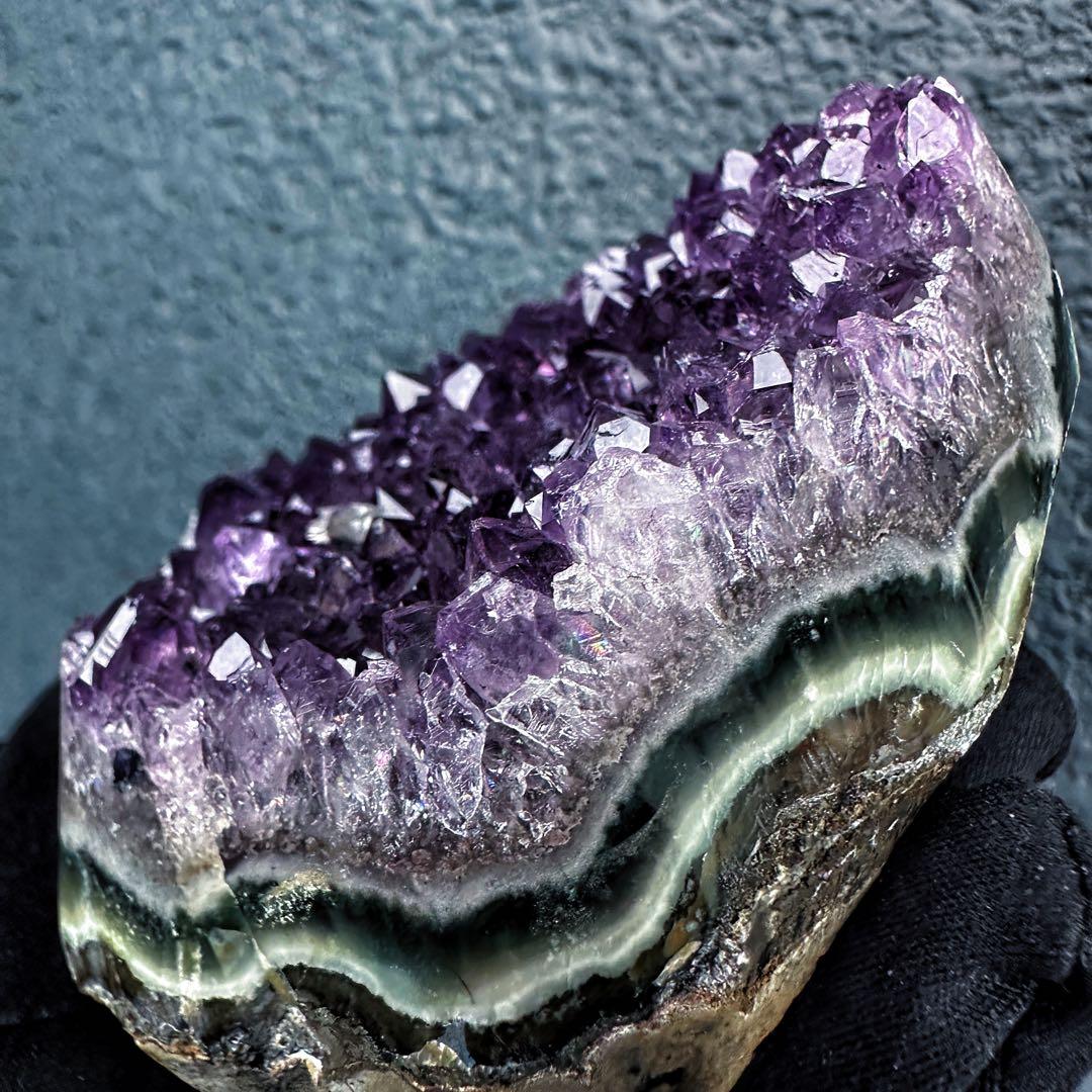 極上別格品❗濃紫の煌めきウルグアイ産☆レインボー☆アメジストクラスターA1346