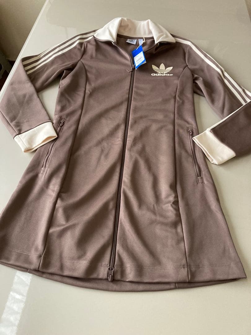 希少完売★新品★アディダス　アディカラー　トラックワンピ JC5779 ★2XL