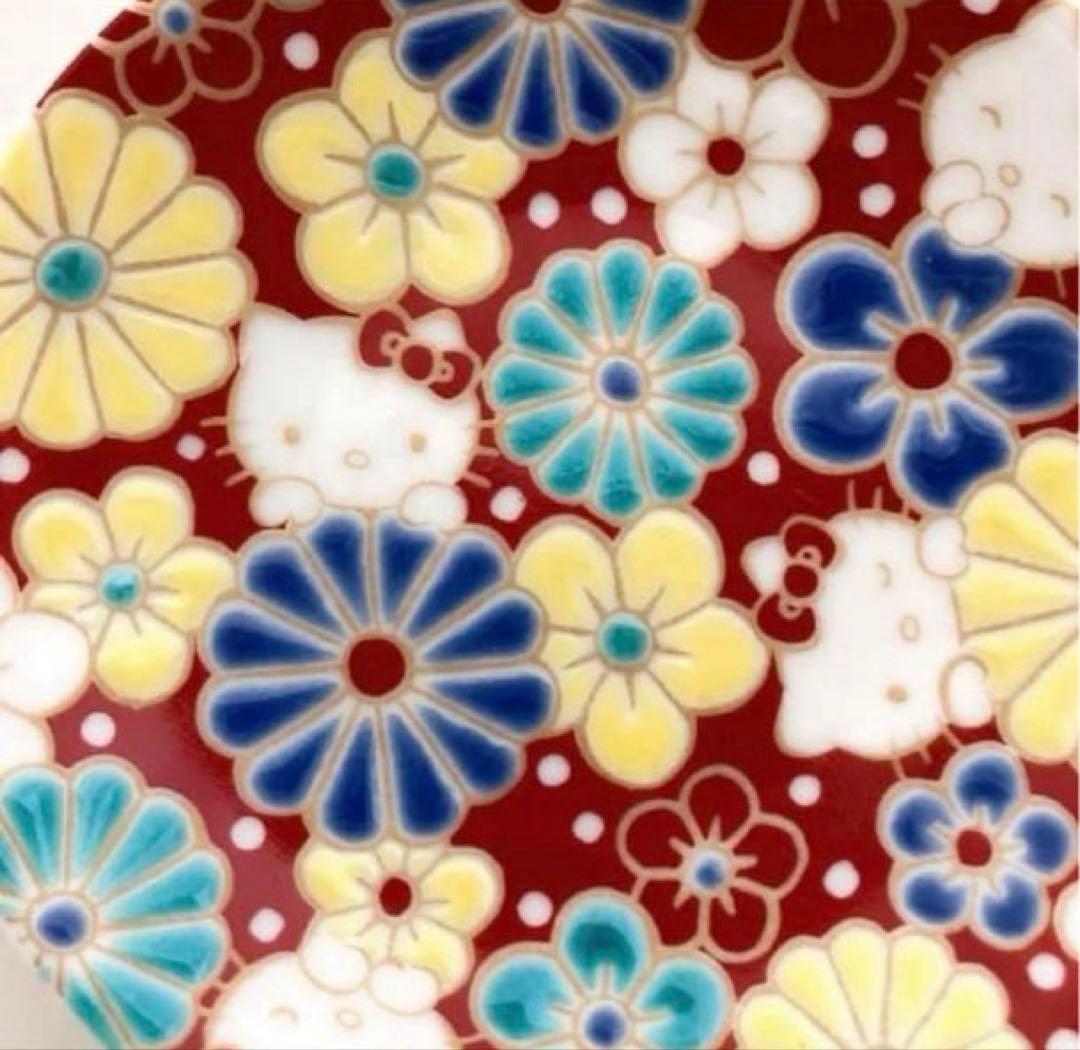 新品　九谷焼 × ハローキティ　豆皿　B