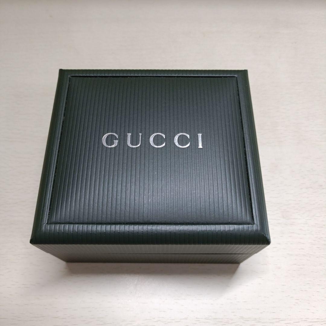 貴重なシルバー　GUCCI ベゼルチェンジ 時計　電池交換済