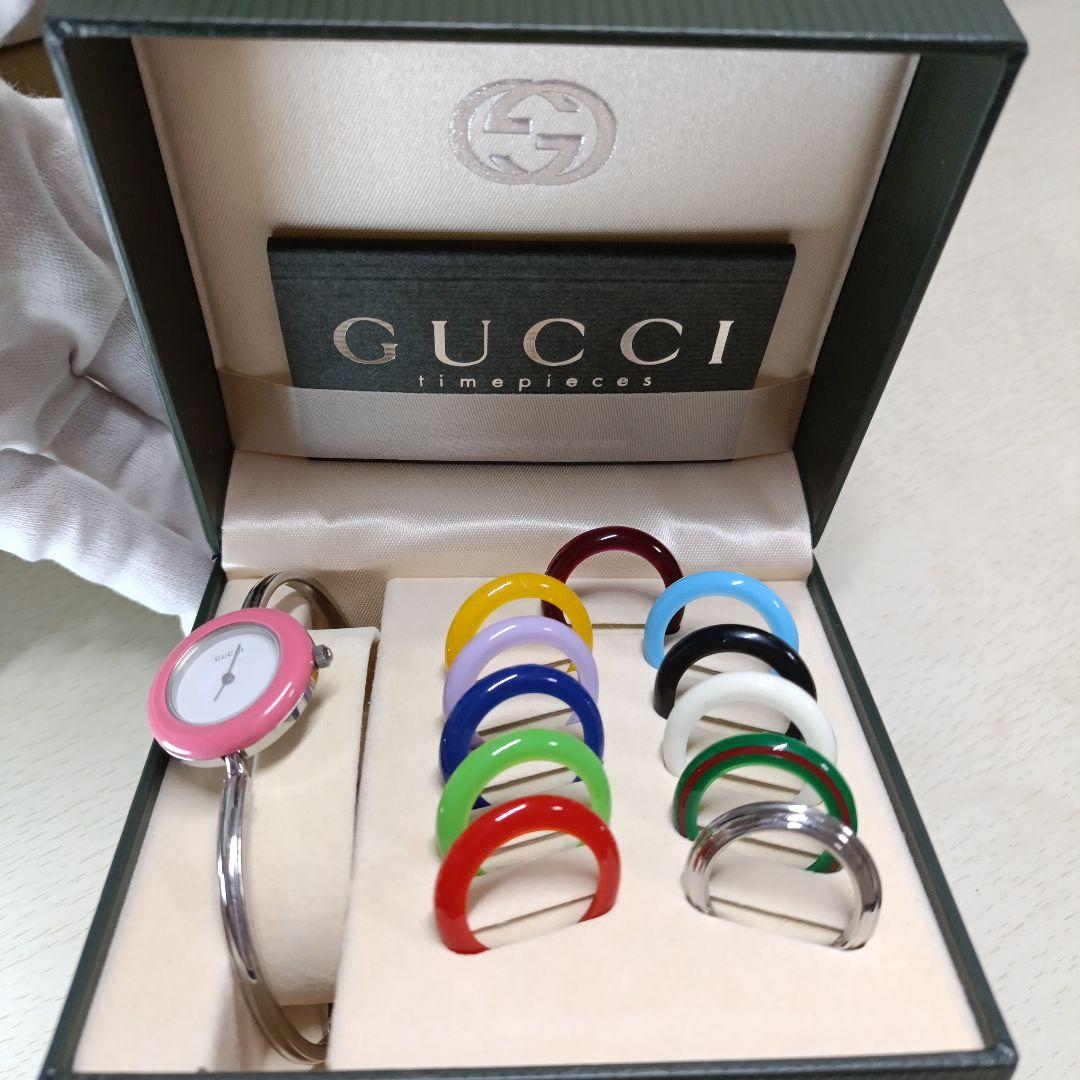 貴重なシルバー　GUCCI ベゼルチェンジ 時計　電池交換済
