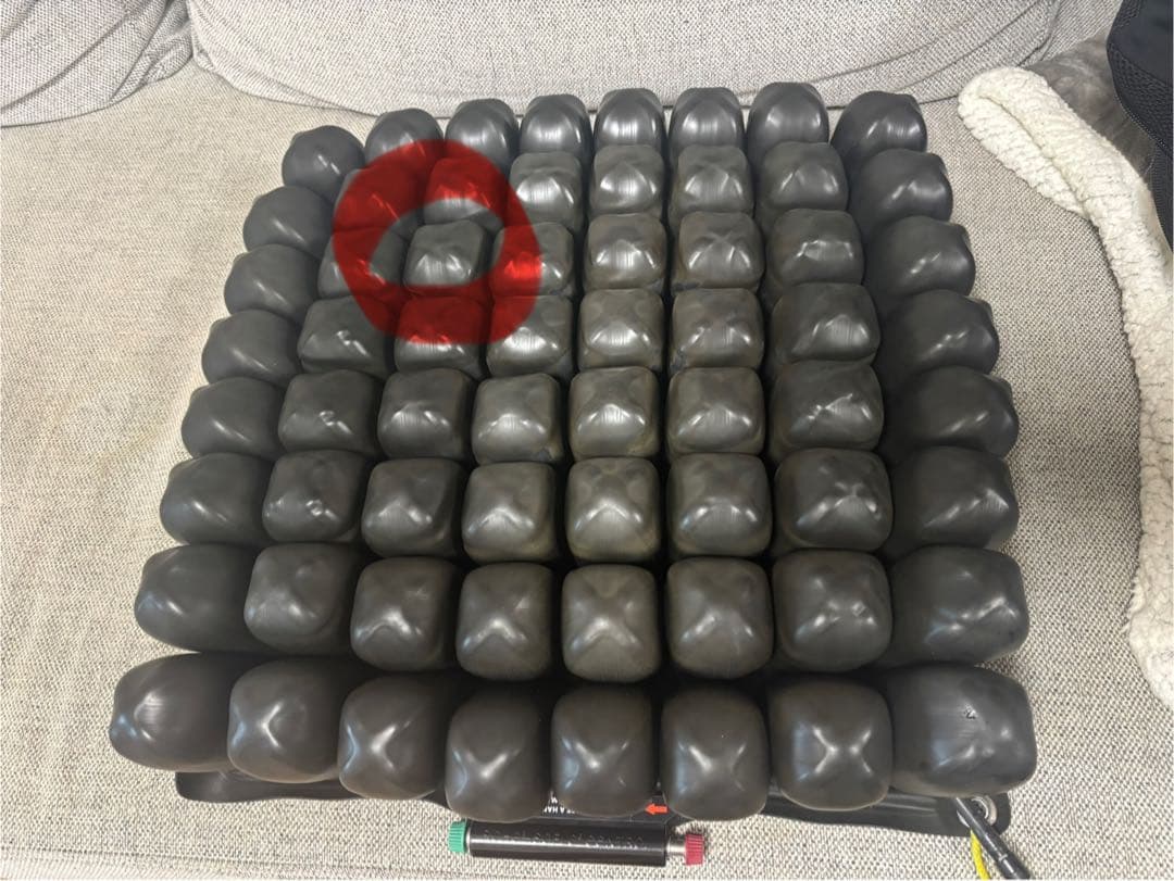 ロホクッションハイタイプROHO(41×38.5×10.5)褥瘡予防、臀部を守る