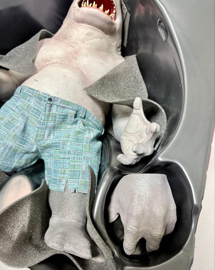 ホットトイズ キングシャーク スーサイドスクワッド