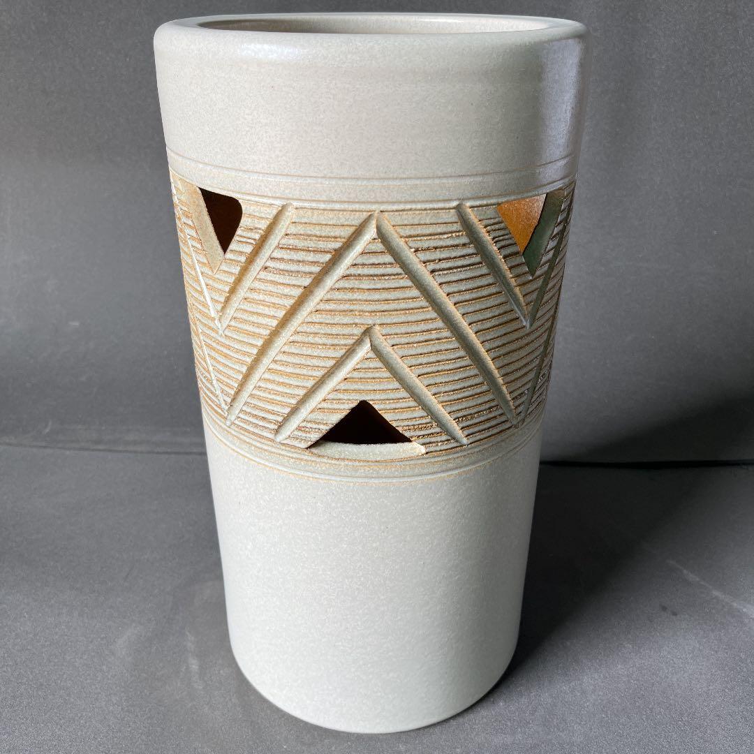 信楽焼傘立て  斜彫 高さ４３cm