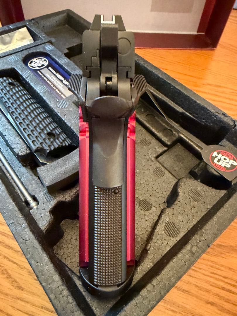 美品 東京マルイ STRIKE.45 ガスガン　カスタムパーツ付き