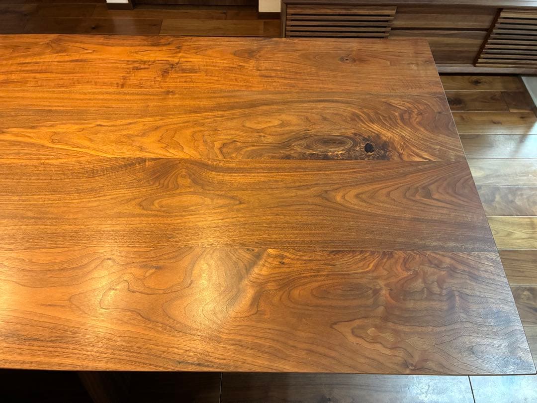 T*s様 カンディハウス　ハカマ　ソリッドテーブル