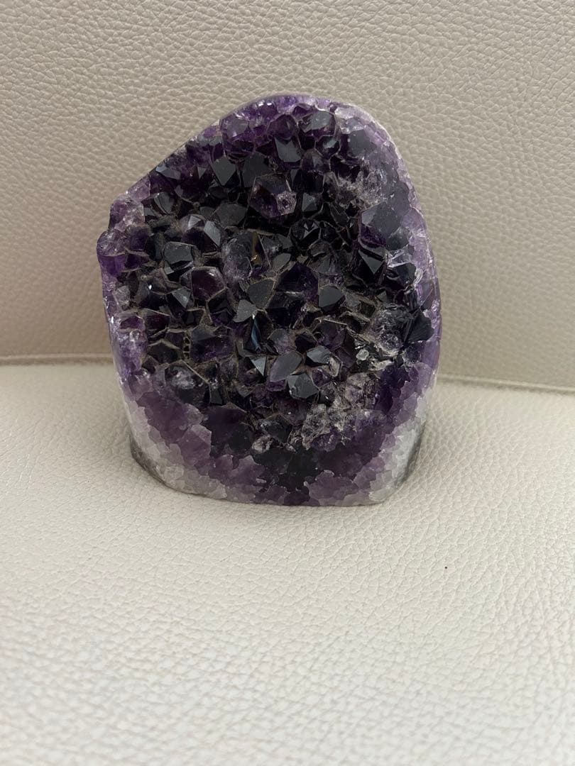 アメジスト 自然石 紫色 結晶構造