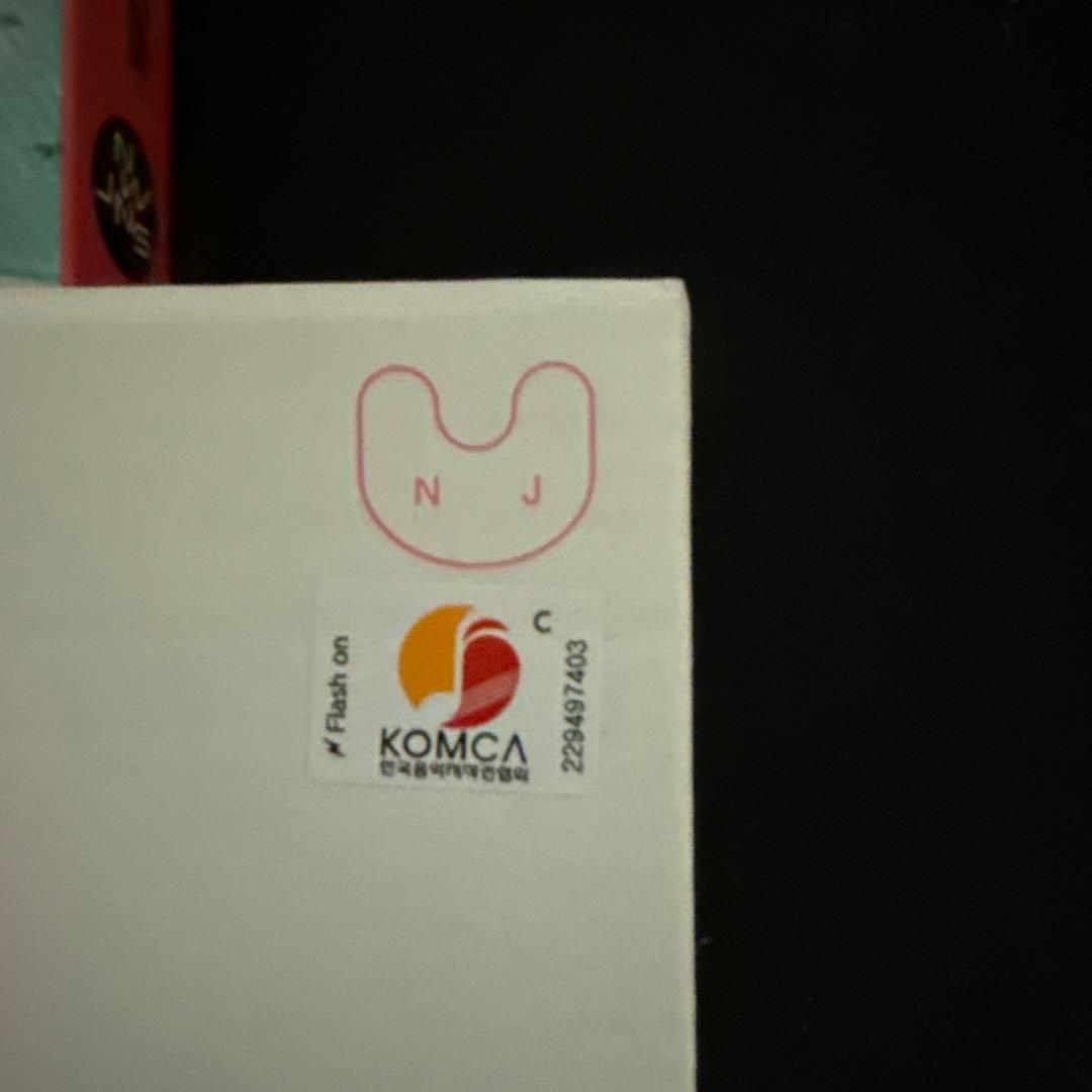 s*a様 New Jeans アルバムセット+ペンライト+おまけ