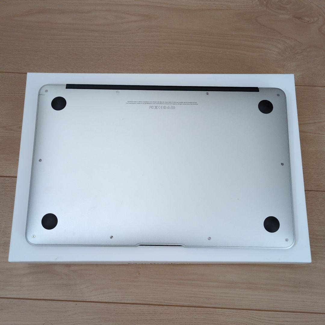 【美品】MacBook Air (11-inch, Mid 2013) 本体