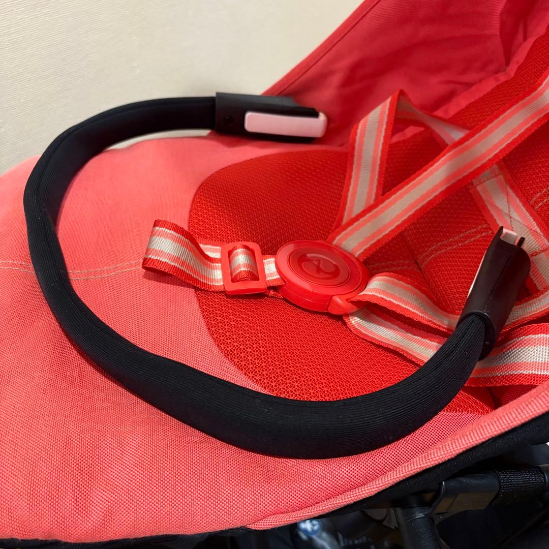 サイベックス　リベル　ハイビスカスレッド