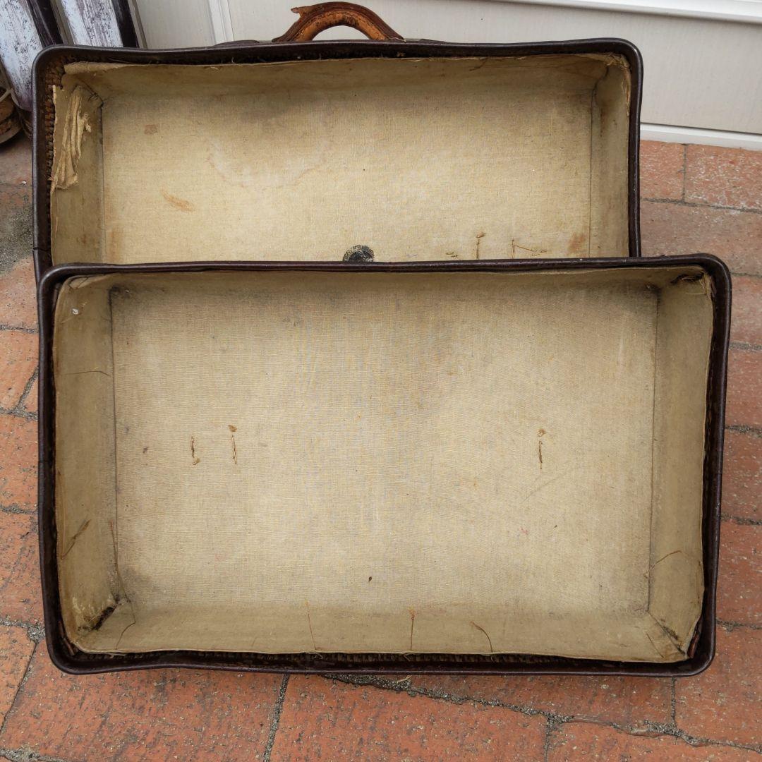 フーテンの寅さんが使っていたような柳行李　レトロなトランク