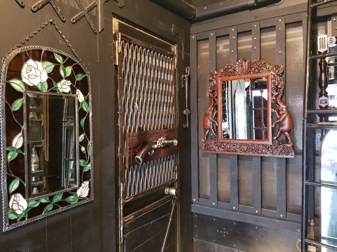 アンティーク　オールド　チーク　透かし彫り　細工　アカンサス　模様　ミラー　鏡