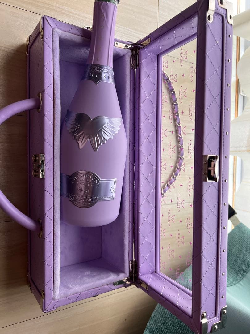 エンジェル　シャンパン　ドゥミセック　空箱、空瓶3本セット