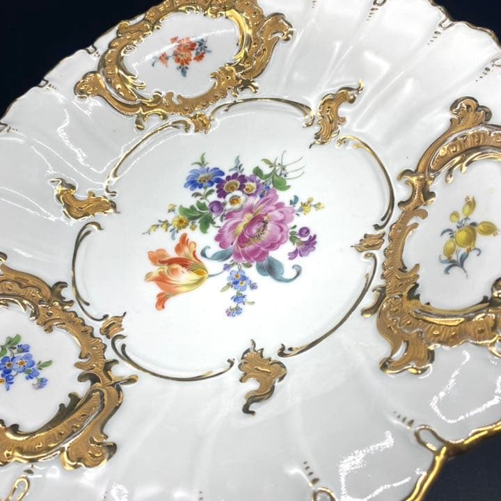 マイセン　Bフォーム　グランツゴールド　金彩　フラワー　プレート　飾り皿