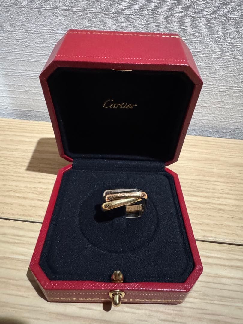 カルティエ トリニティリング クッション（スクエア型） クラシックモデル