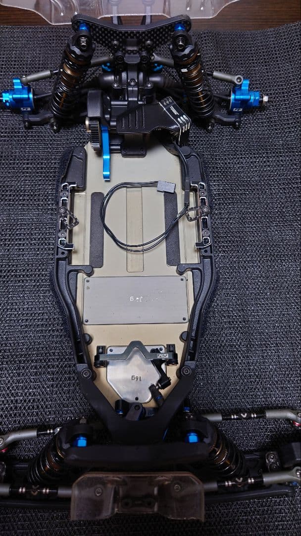 アソシエイテッドRC10 B7D パーツ多数