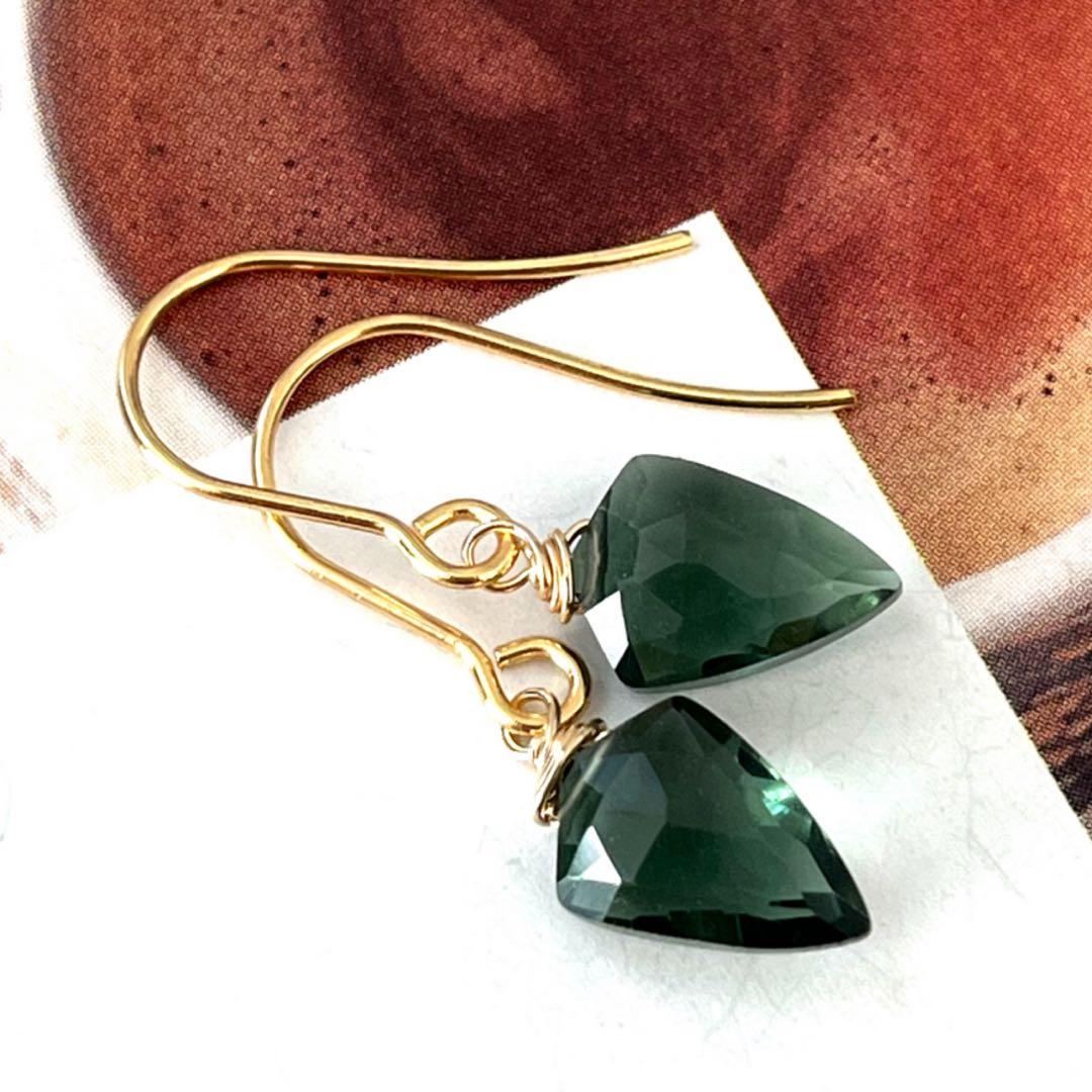 kao☺︎ 宝石質枠トパーズピアス　14kgf④に変更　11月誕生石