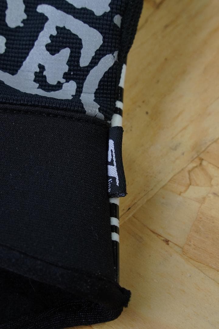 C.E × ST line Graphic Gloves  15AW M