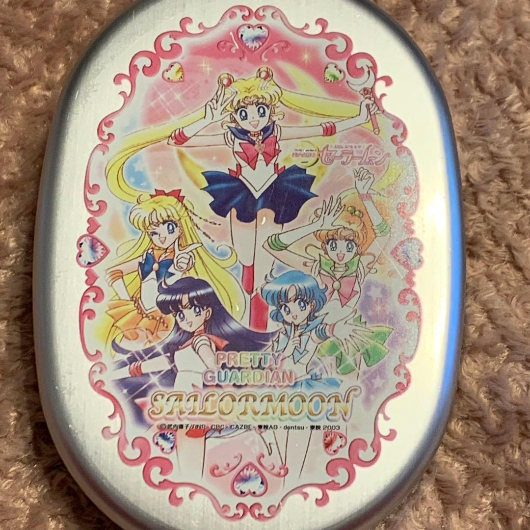 実写版　セーラームーン　アルミ弁当箱　仕切り有