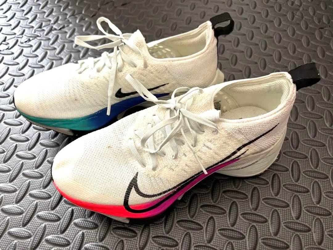 NIKE エアズームテンポNEXT%フライニット24cm