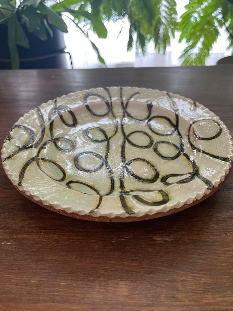 前野直史　くるくる スリップウェア リムプレート