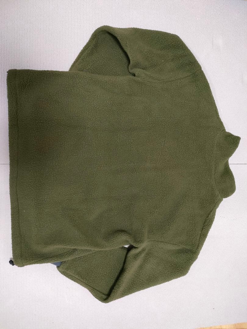 ​【新品タグ付】ローカルゴルフ フリースジャケット カーキ Freeサイズ