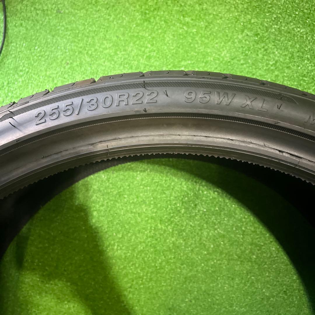 おじさんぽ① 2本 255/30R22 未使用品　22年製