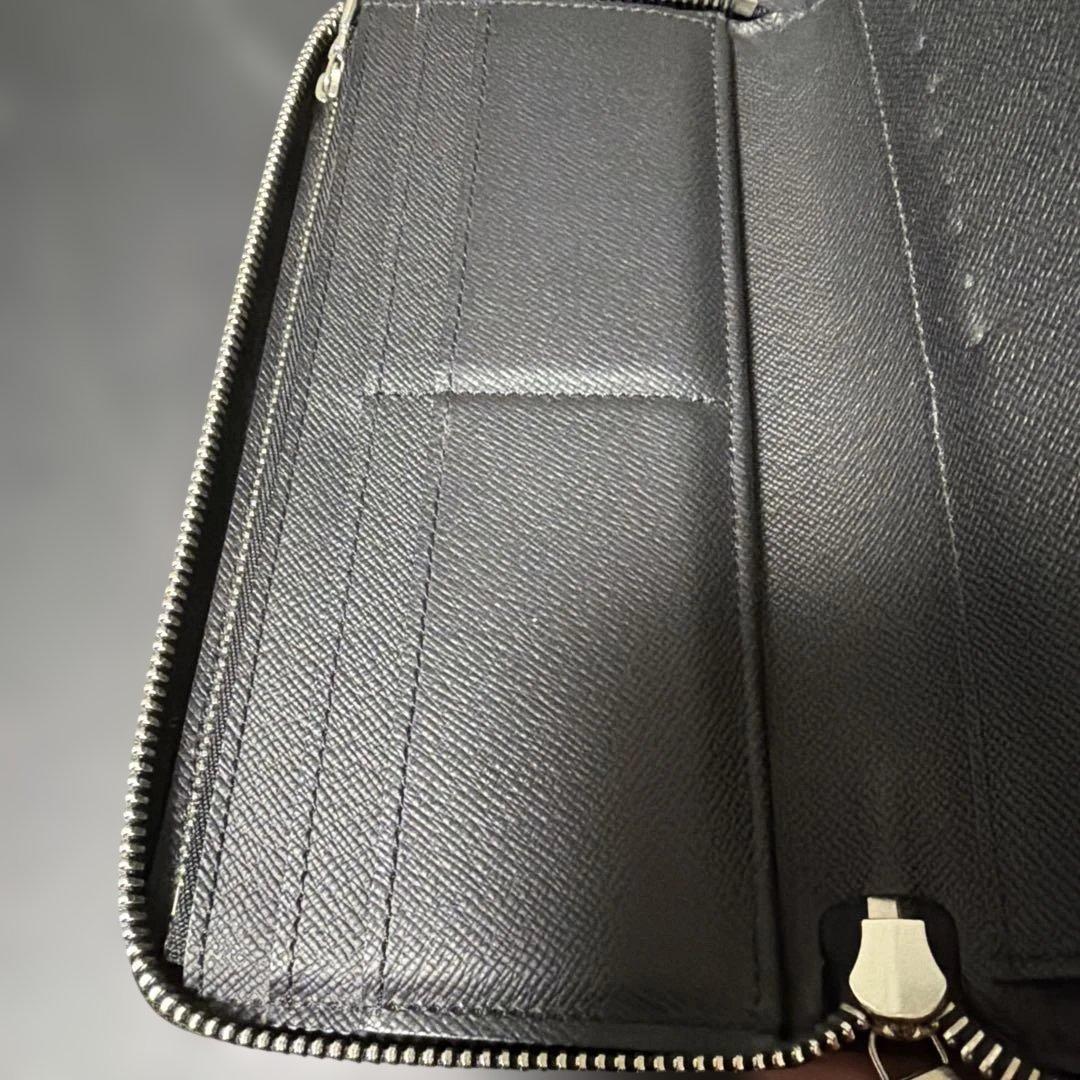 Louis Vuitton エピレザー 長財布 シルバー