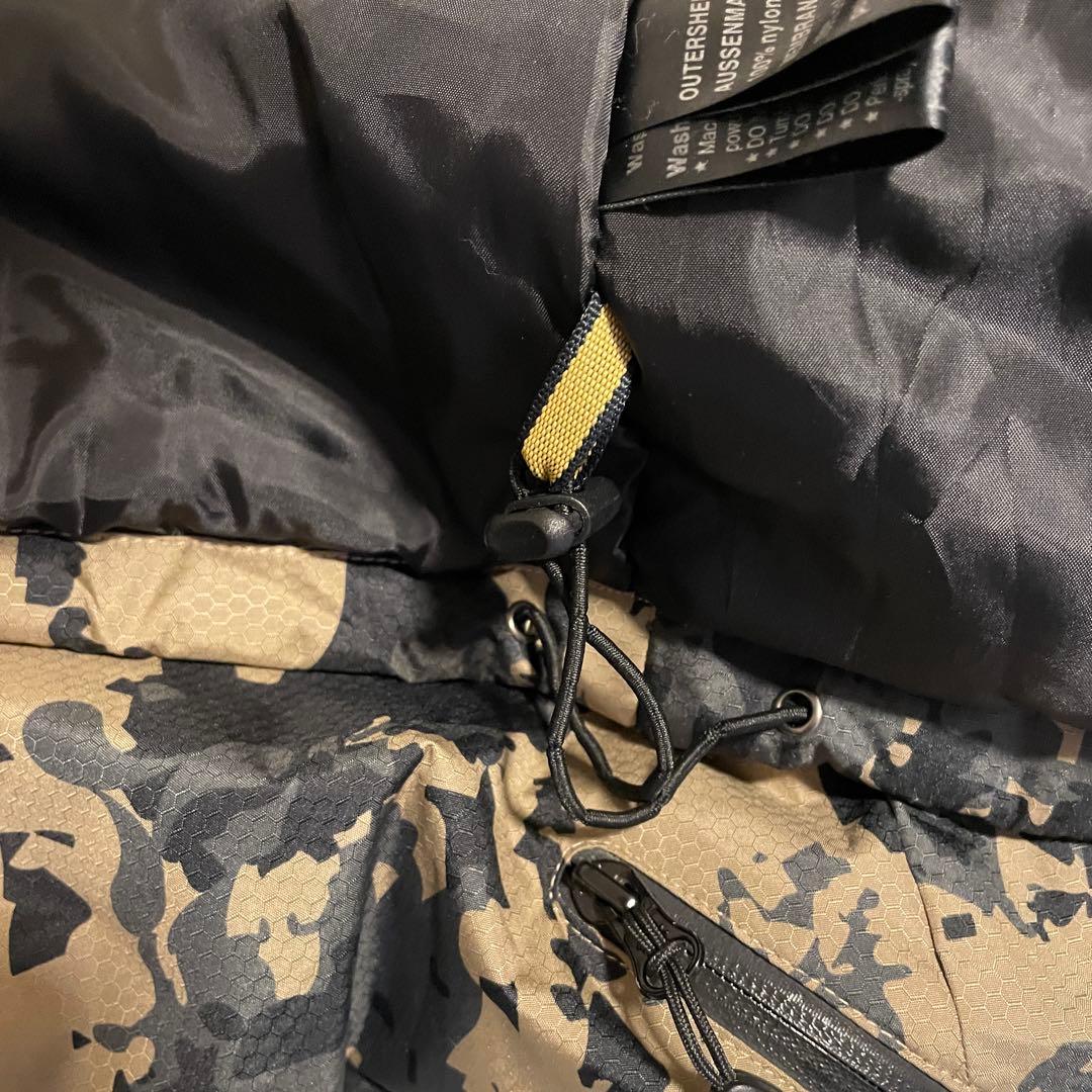 Burtonバートンスキーウェアスノーボードジャケットパーカーカモ総柄黒ブラック