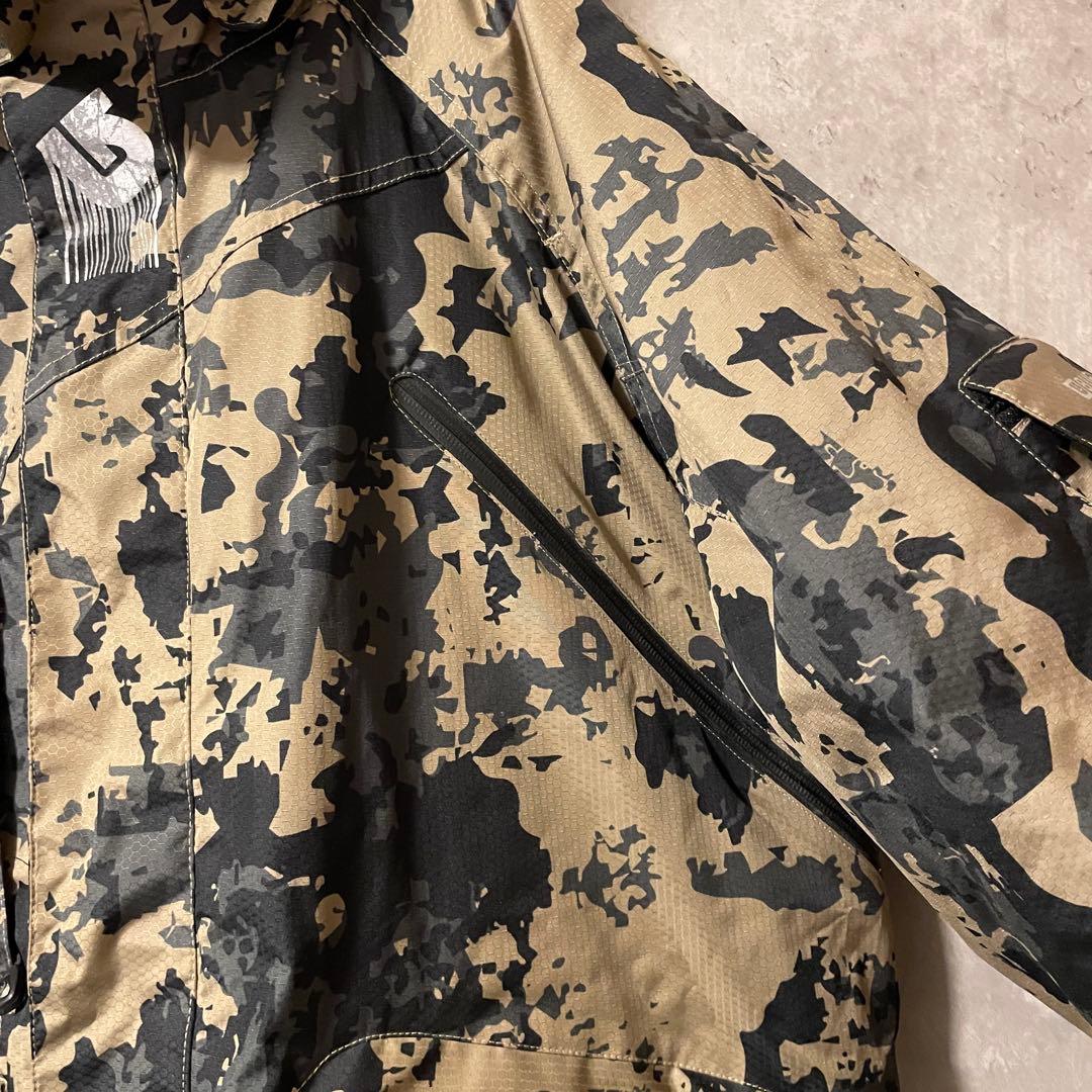 Burtonバートンスキーウェアスノーボードジャケットパーカーカモ総柄黒ブラック