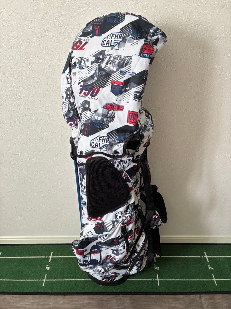 OAKLEYキャディバッグ