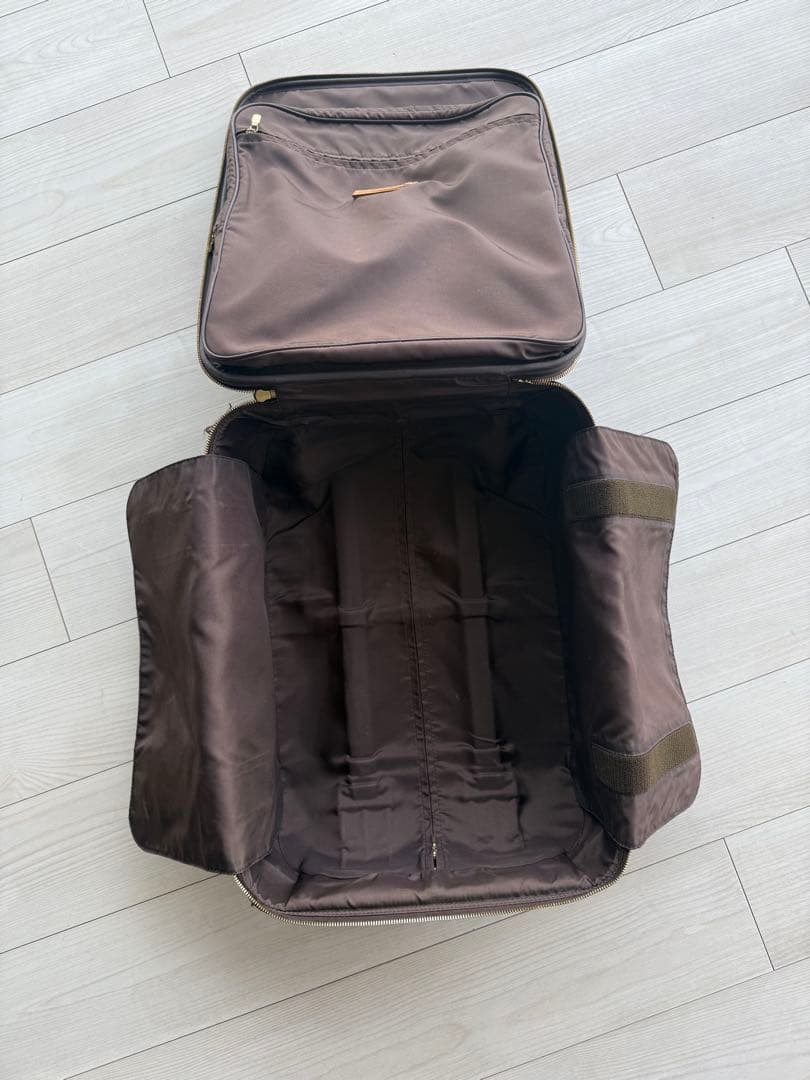 y*8様 Louis Vuitton モノグラム キャリーケース