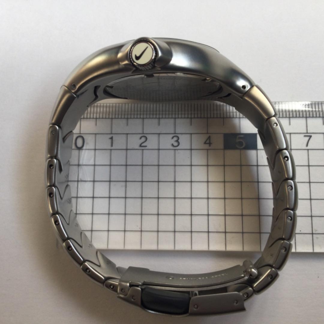 腕時計：NIKE ナイキ　アナログ時計（未使用）