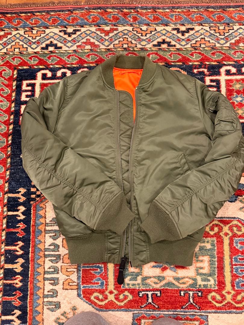 ジャケット・アウター avilex MA-1