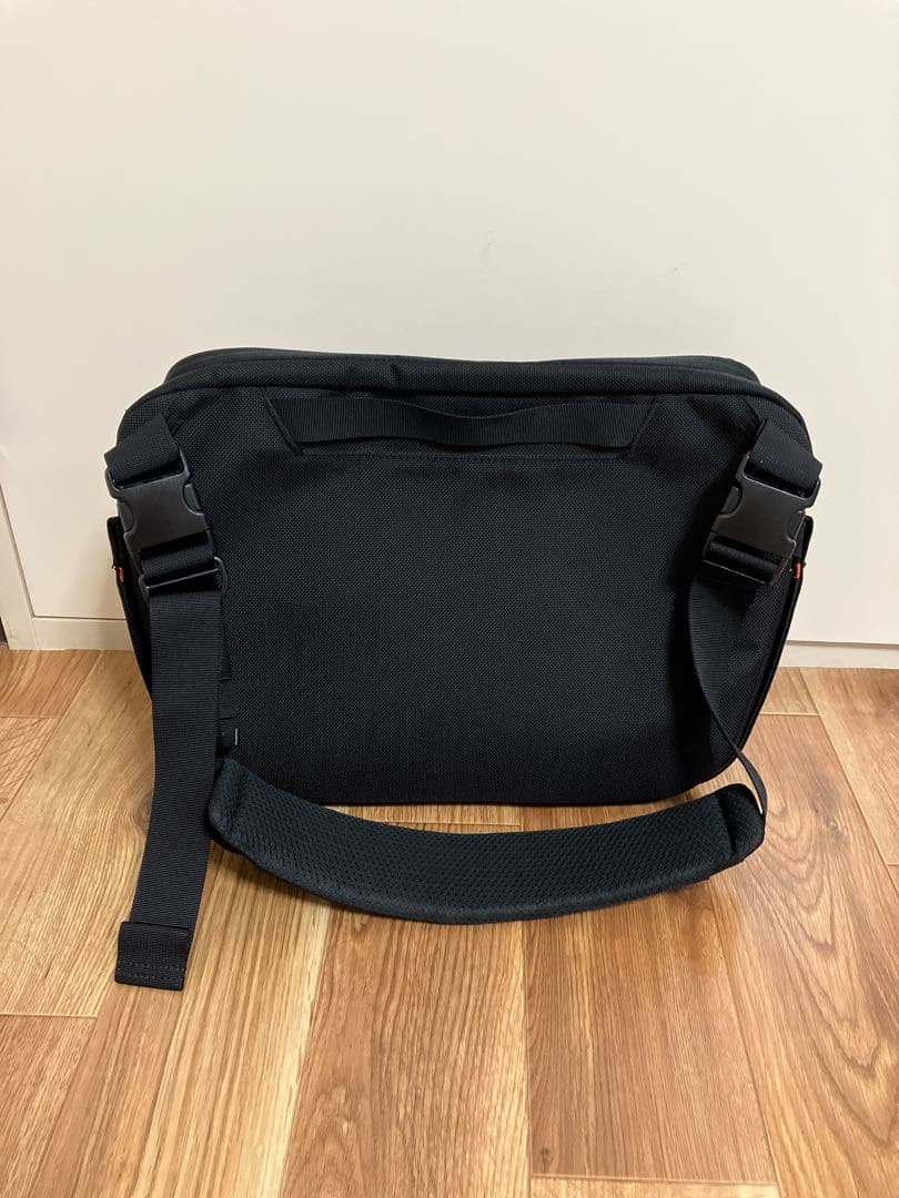 AER × OSHMAN'S シティメッセンジャー