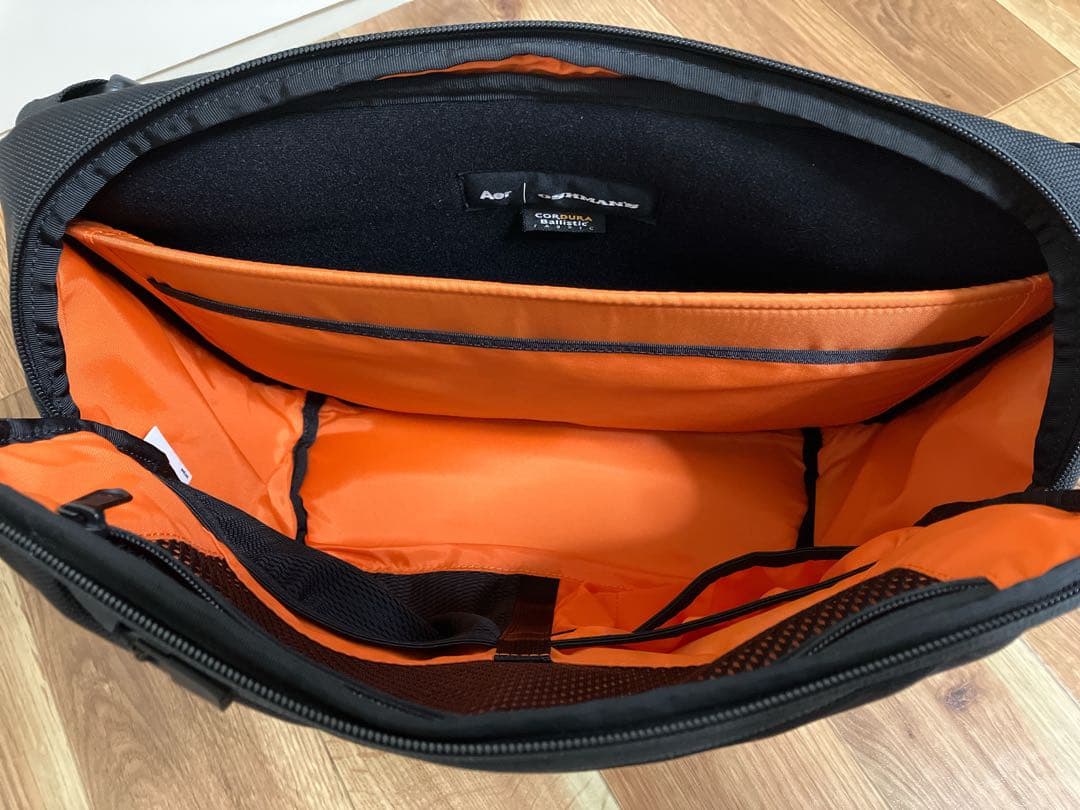 AER × OSHMAN'S シティメッセンジャー