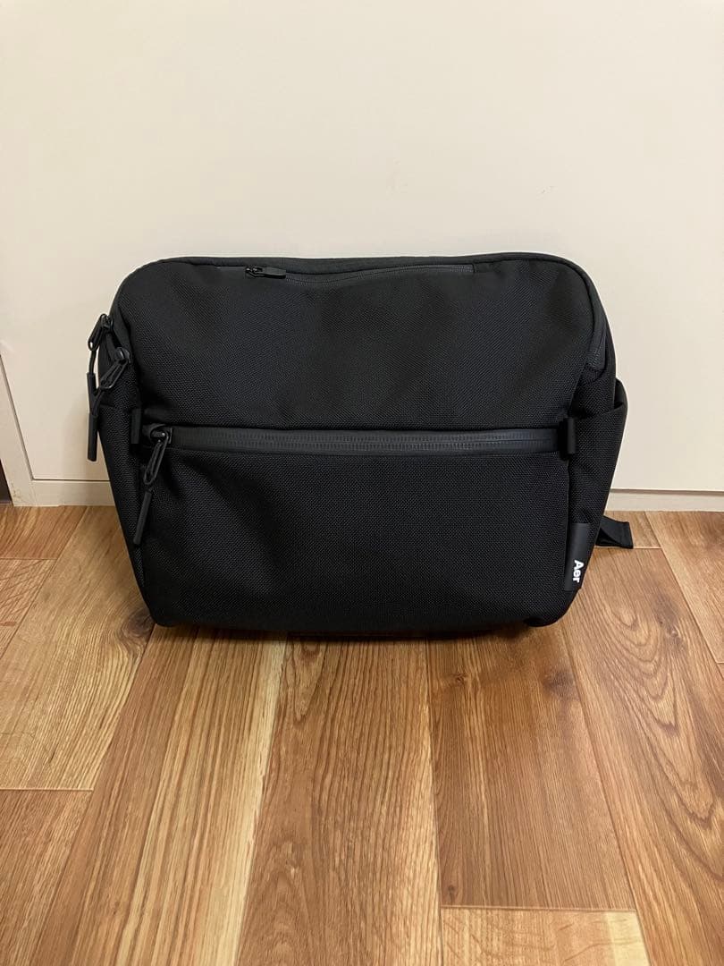 AER × OSHMAN'S シティメッセンジャー