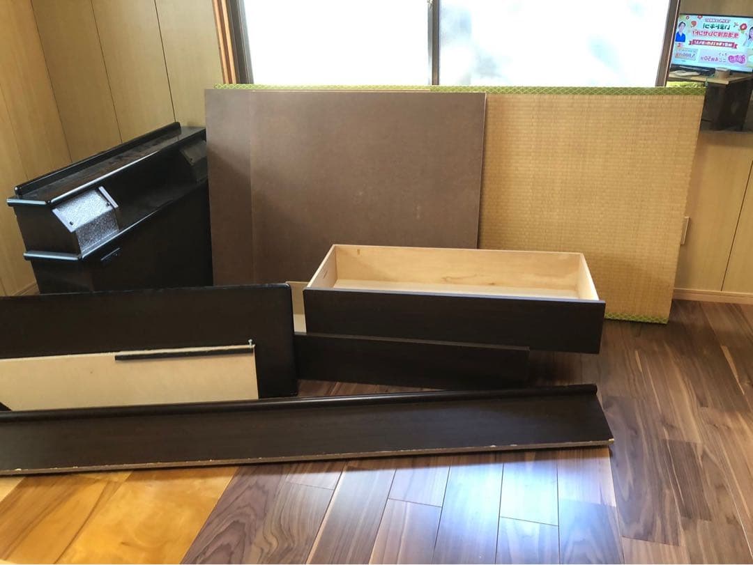 収納付きベッド　シングルベッド