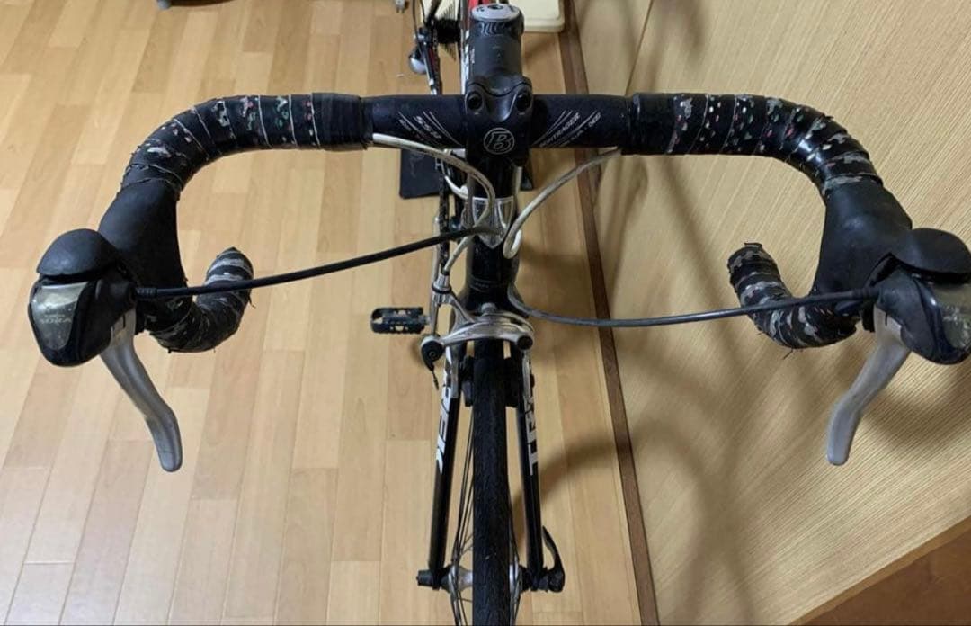 TREK ロードバイク アルミニウム