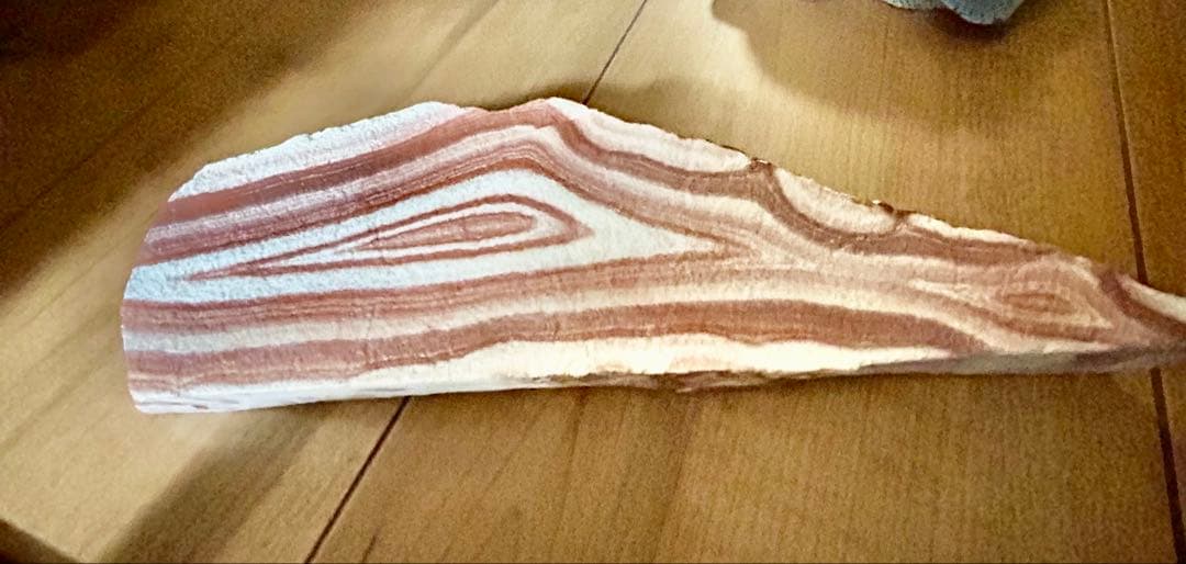 アメリカ・ユタ州産 ピンクライオライト 原石（スライス）