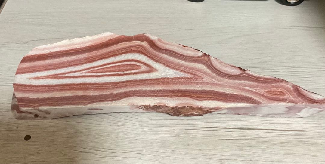 アメリカ・ユタ州産 ピンクライオライト 原石（スライス）