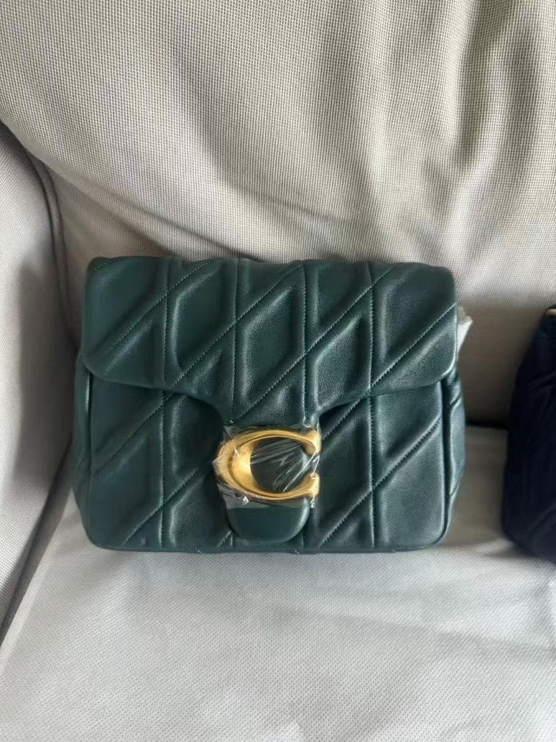 COACH タビー 26 キルティング バッグ ブラッ