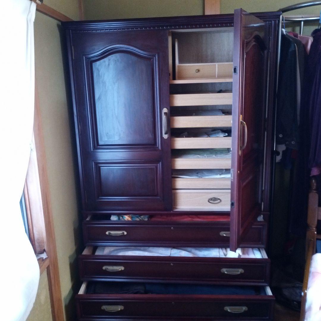 着物箪笥 和箪笥 表面材天然杢単板カリン 2段分離